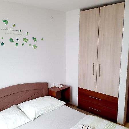 סנג' Apartment Matea מראה חיצוני תמונה